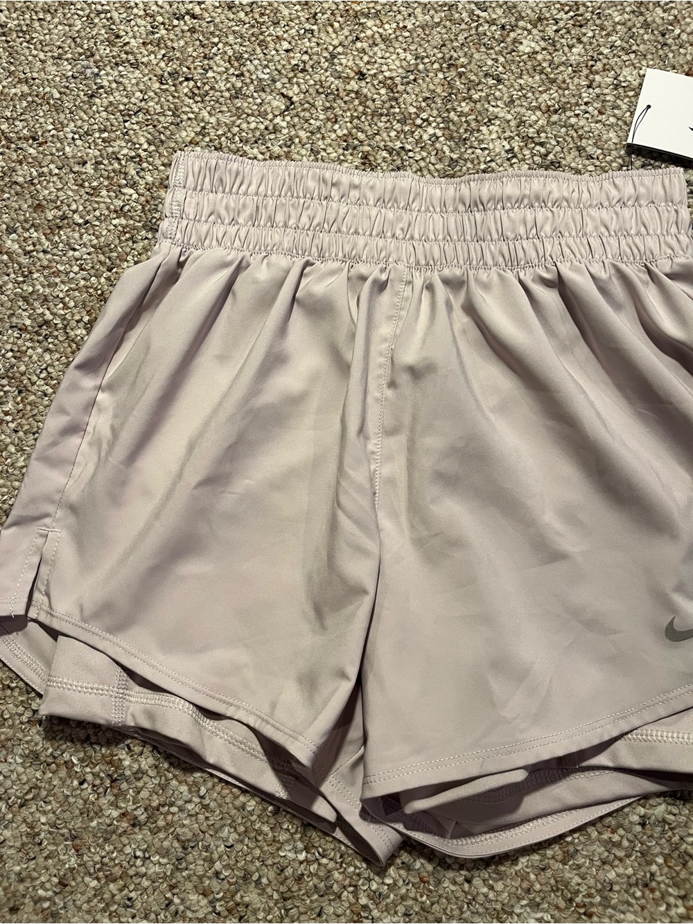 Nike Women's Beige Dri-Fit High Rise 3 in 1 shorts NWT - Picture 2 of 8